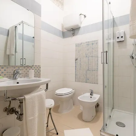 Relais Mantellini לינה וארוחת בוקר 4*